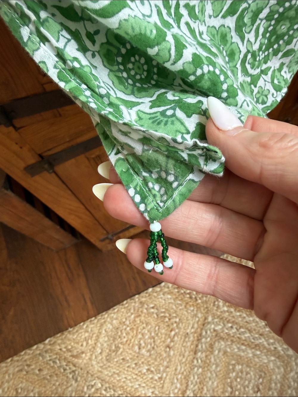 Roberta Roller Rabbit Green and White Paisley V-Neck Tunic size medium - Picture 3 of 4